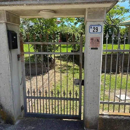 Semesterbostad Casa Degli Ulivi